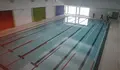 En Chapela Javier Bas pretendeu a suba irregular das taxas da piscina.